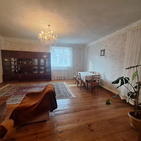 Guest House Vanadzor Bagian luar foto